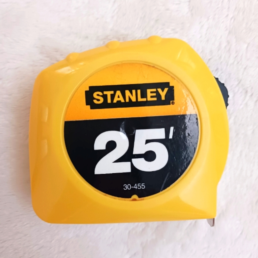 Stanley 25' Yellow Measuring Tape